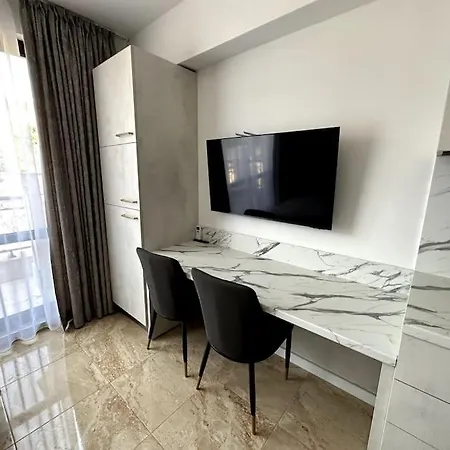 Оникс Студио Apartment Elenite
